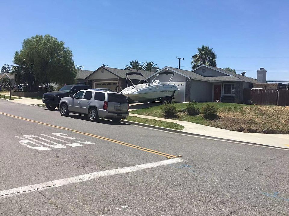 1st image of 15360 Country Club Dr