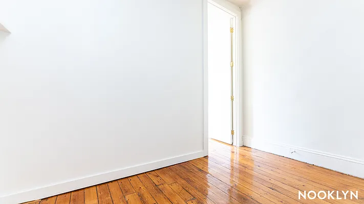 Rented by Nooklyn NYC LLC | media 3
