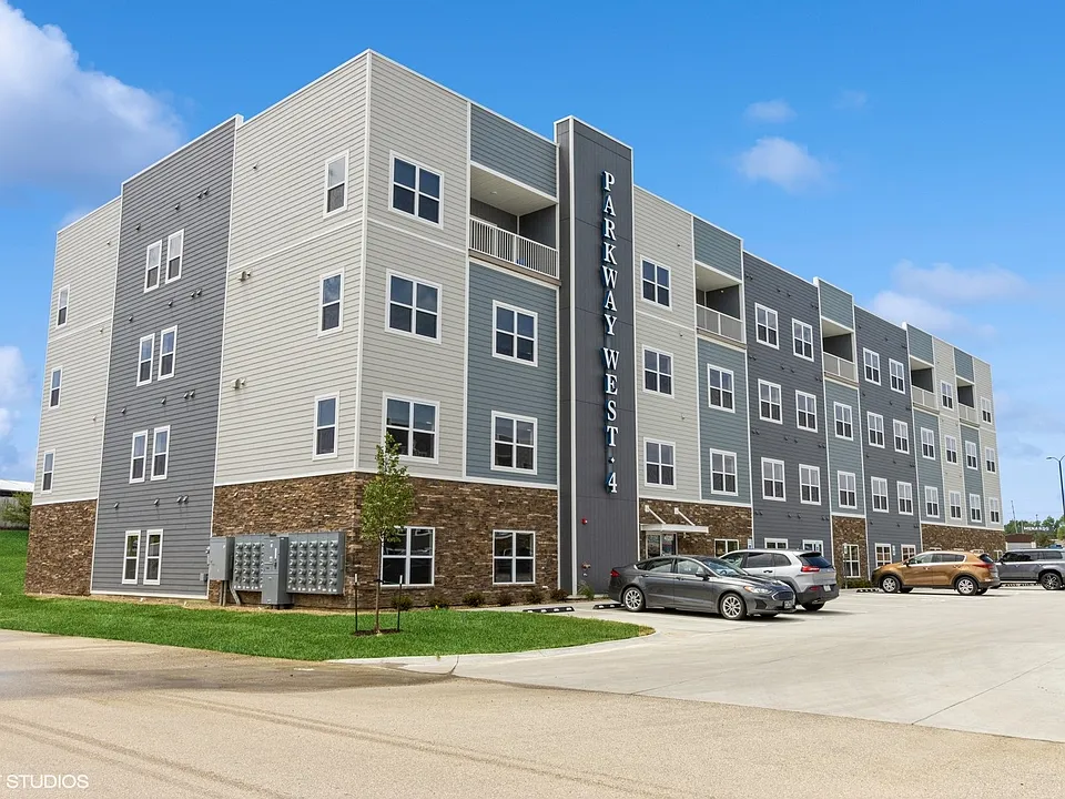 4025 Westdale Pkwy SW