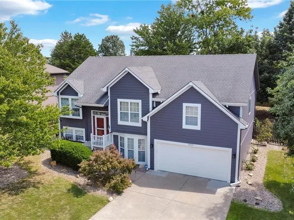 4529 NE Webster Dr, Lees Summit, MO 64064