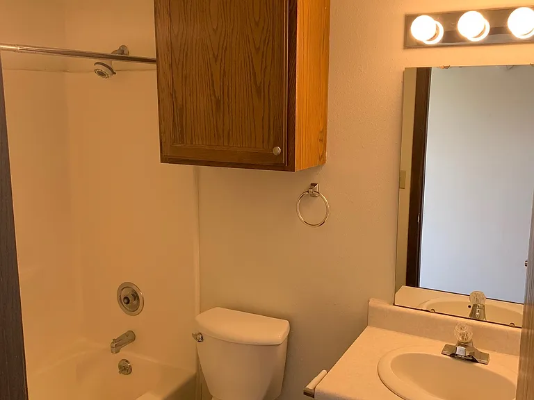 2126 Kyle Ln #1 — Photo 2