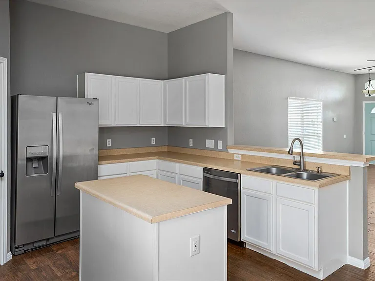 403 Thunderstorm Ave — Photo 11