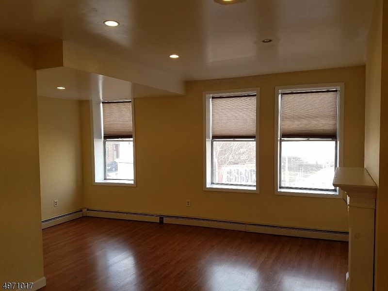 1st image of 292-298 Orange St #E