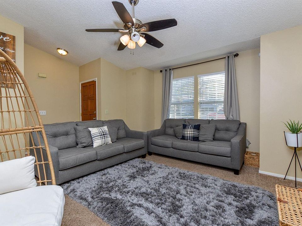 1st image of 914 Elderwood Ln