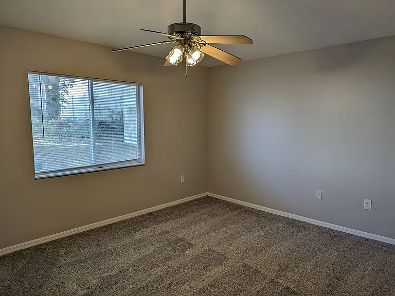 3120 Summer House Dr — Photo 8