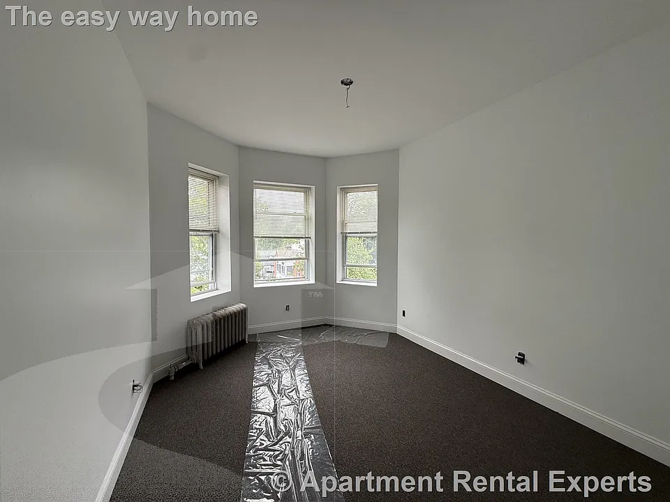 72 Kirkland St #35
