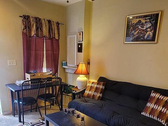 4th image of 1341 C St NE