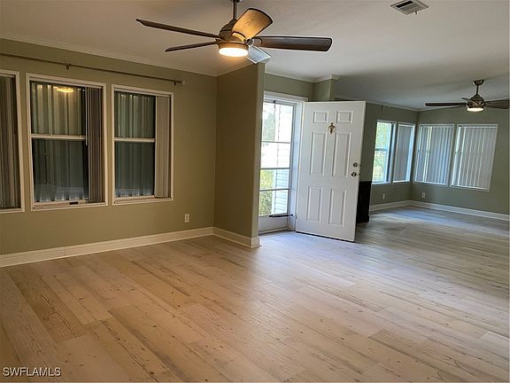 3rd image of 928 Yacht Club Way NW