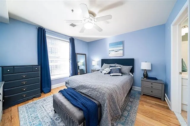 1331 Grand St #307 — Photo 11