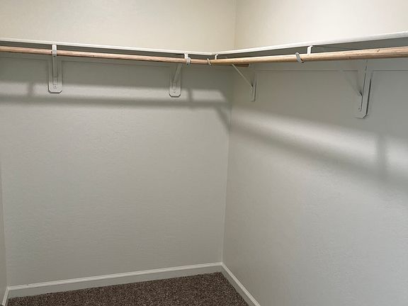 5th image of 2059 W Escher Dr