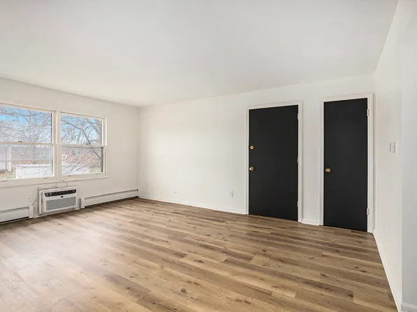 2950-2976 Gardentown Dr SW, Wyoming, MI 49519