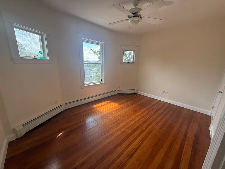 565 Main St #2 — Photo 6