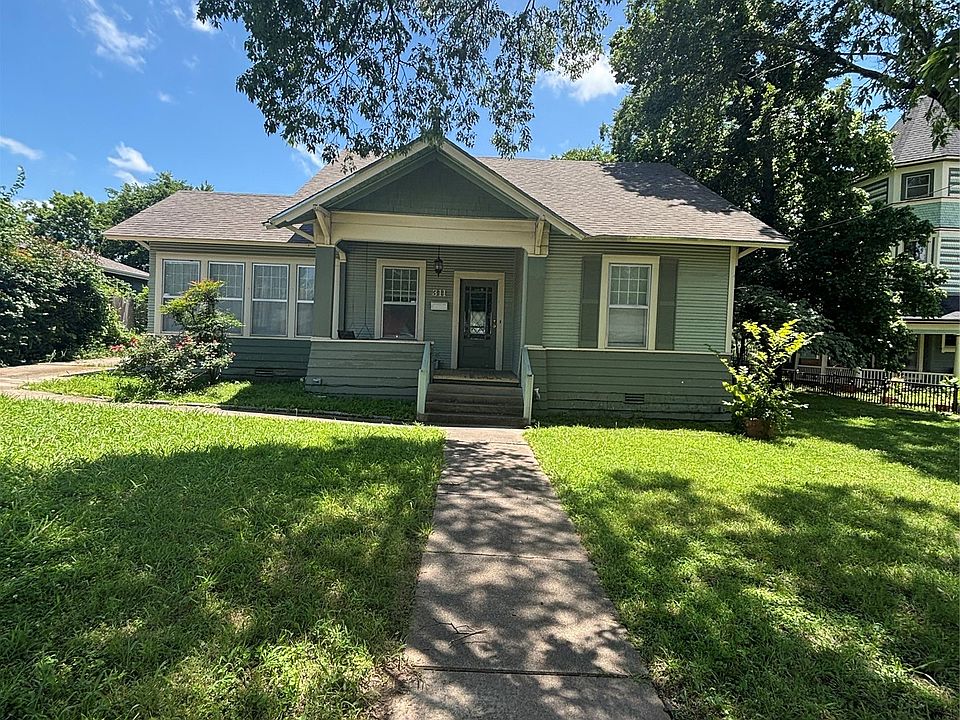 1st image of 311 W Sam Rayburn Dr