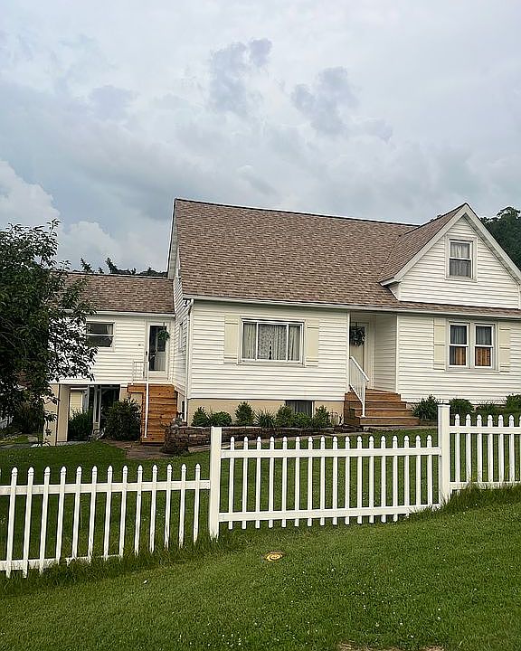 1st image of 84 Kentucky St