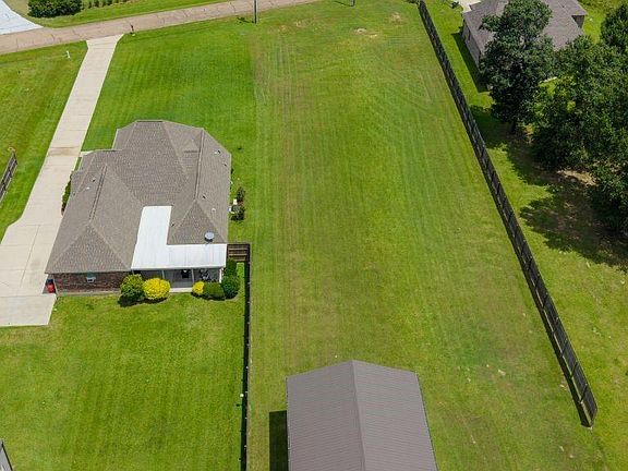 5th image of 12289 Leblanc Ln