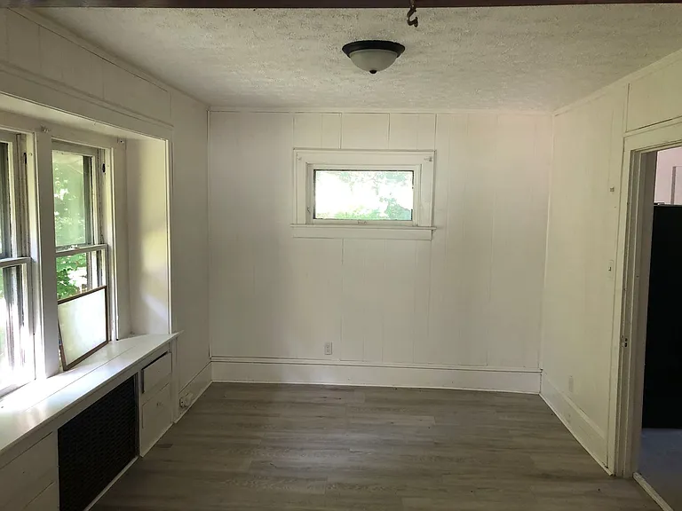 712 Garfield St — Photo 5