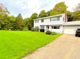 216 Piscassic Rd, Newfields, NH 03856