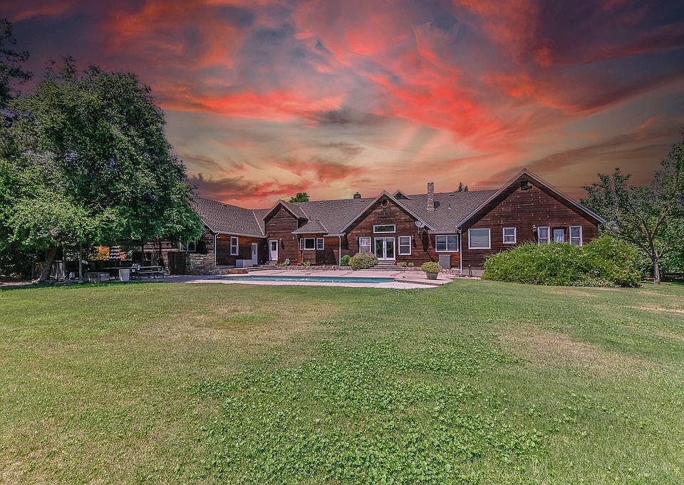 1st image of 12324 Coyote Ct