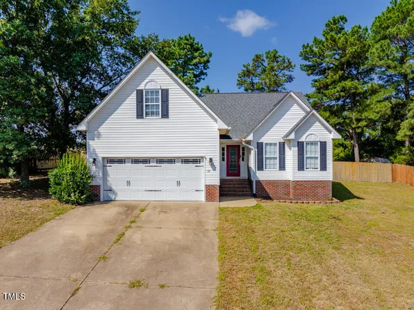 39 Cliffside Ct, Sanford, NC 27332