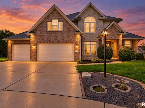 3519 W Oak Creek Ct, Dunlap, IL 61525