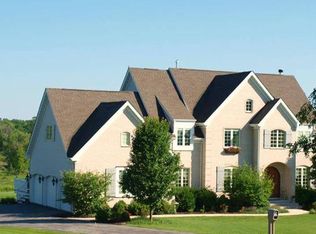 12226 Sleepy Hollow Rd, Roscoe, IL 61073