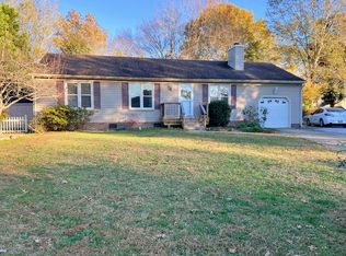 2305 Moors Lndg, Chesapeake, VA 23323