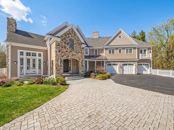 68 Prospect Hill Rd, Harvard, MA 01451