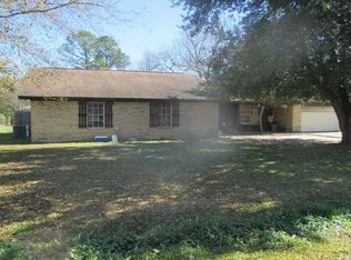 2805 Briggs Dr, Orange, TX 77630