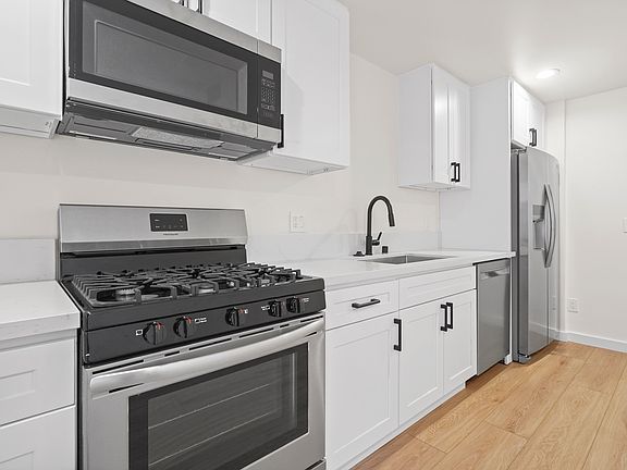 4th image of 541 Solano Ave #3