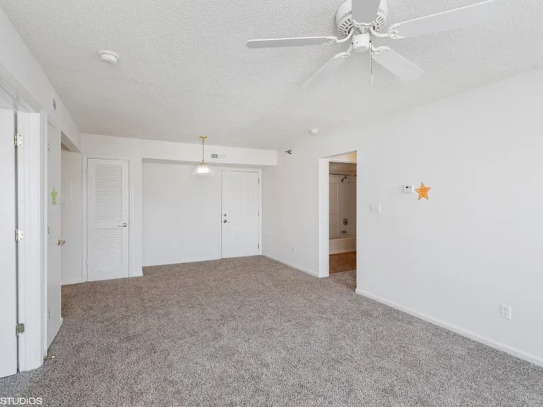 Lexington Commons — Photo 13