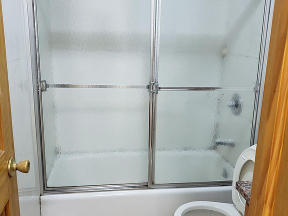 5th image of 6902 Fort Hamilton Pkwy #2