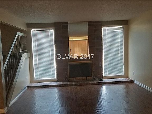 5th image of 3944 Parkhaven Dr