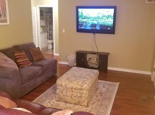 473 Gloria Ln, Oswego, IL 60543