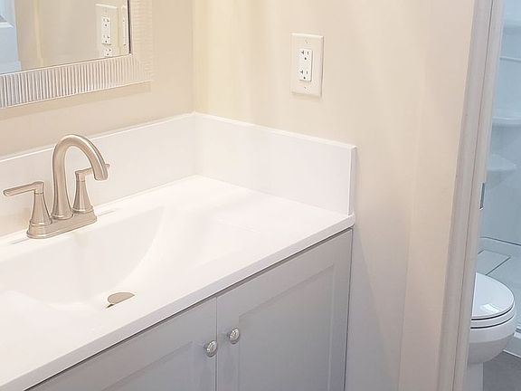 5th image of 1090 Casa Hermosa Dr #A