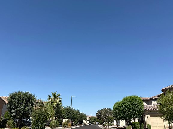 5th image of 15559 W Cortez St