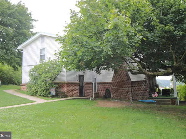 434 E Salem Rd, Thompsontown, PA 17094