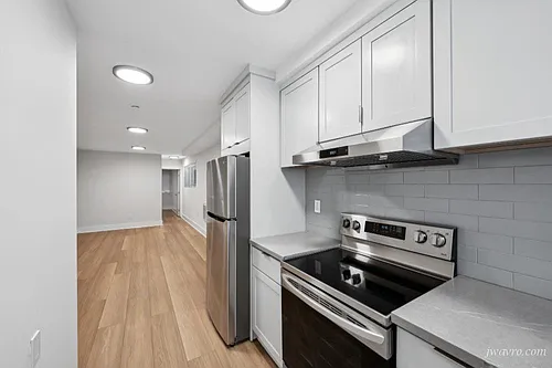 138 Clinton Park #C Photo 1