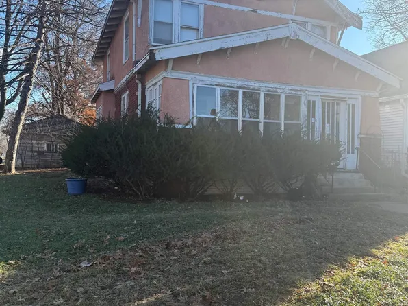 203 Rosebud Ave, Waterloo, IA 50701