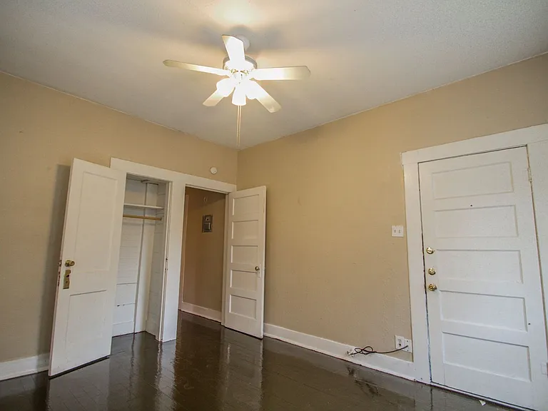 1727 Nolan St — Photo 16