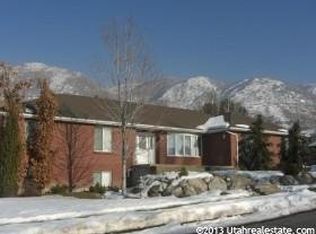 56 W 1650 N, Centerville, UT 84014