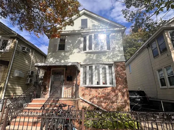 121-61 6th Avenue 2Fl, College Point, NY 11356