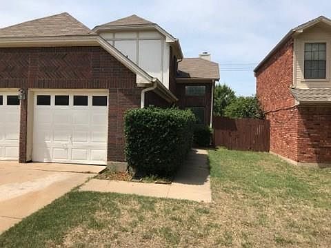 1st image of 3853 Suffolk Ln