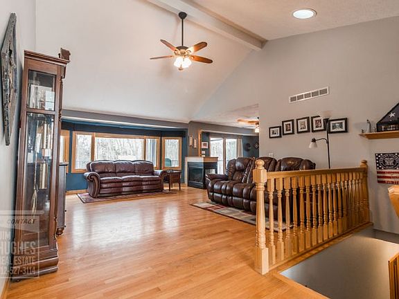 5th image of 21851 Hambsch Ln