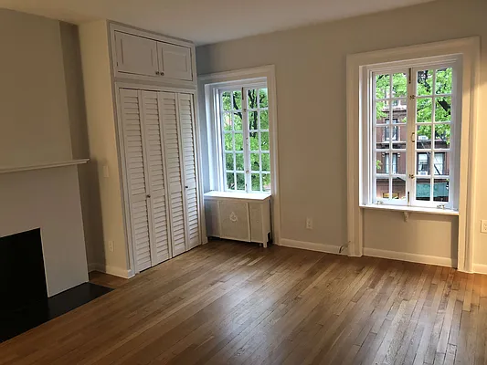 Rented by Waverly Realty Associates | media 16