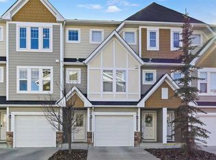 313 NW Auburn Bay Cir SE, Calgary, AB T3M 1S6