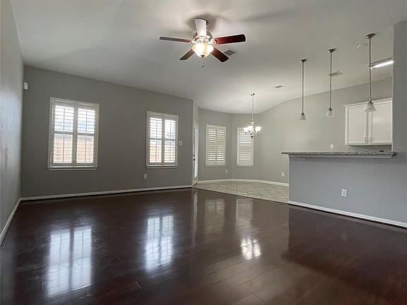 5th image of 7405 Buckeye Ct