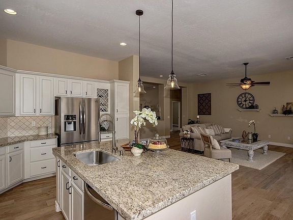 3rd image of 5204 E Angela Dr