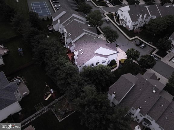 4th image of 4111 Hermitage Dr