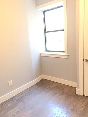 Rented by Lang Realty LLC | media 18