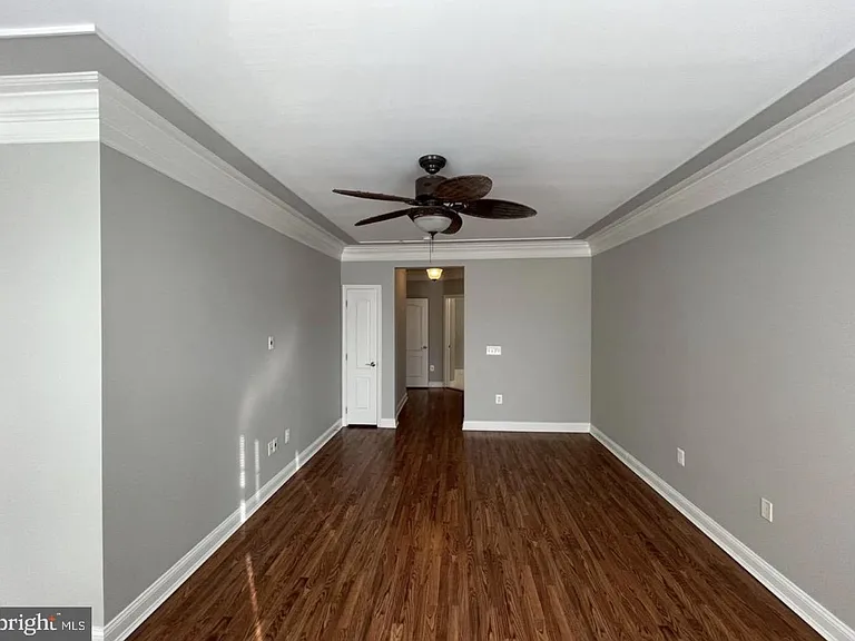 5801 Clipper Ct #205 — Photo 12